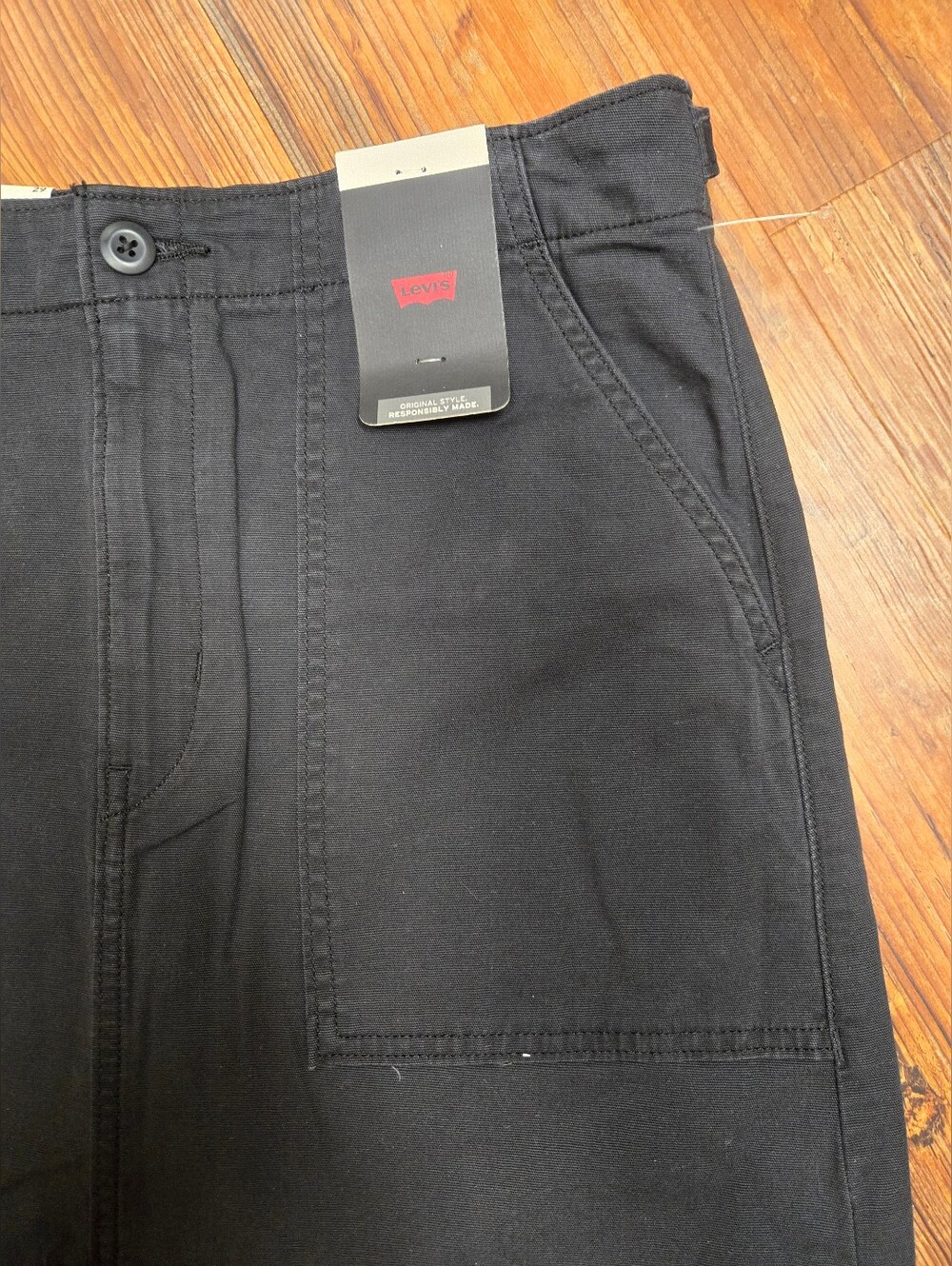 Levi's cinched long black skirt 8/29 nwt pockets adj. waist split so cute goth - Picture 3 of 15